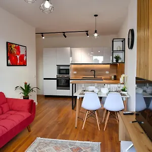 New Apartamento